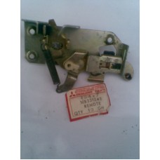 MB331243 MITSUBISHI L100 SAĞ KAPI MEKANIZMA